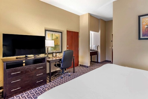 Comfort Suites image 27